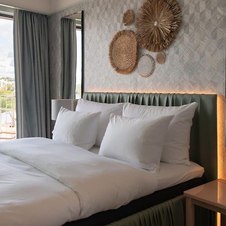 Hotel Riviera Moss Kültér fotó