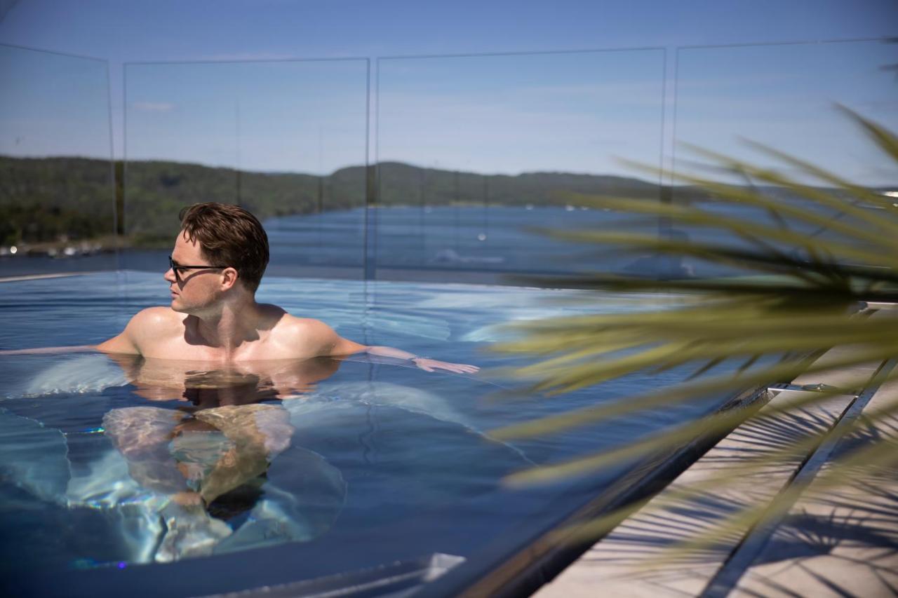 Hotel Riviera Moss Kültér fotó